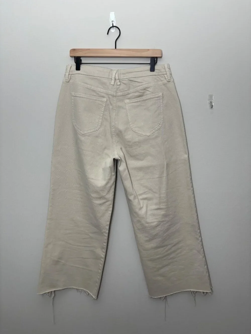 Good American Palazzo Cropped Raw Hem Cream Denim High-Rise Jeans 14 Stretchy - Picture 5 of 13